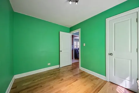 3832 North Oak Park Avenue Chicago IL 60634