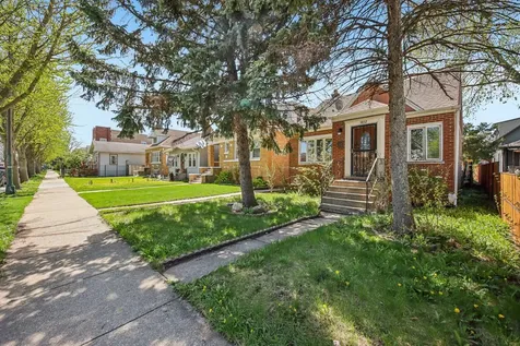 3832 North Oak Park Avenue Chicago IL 60634