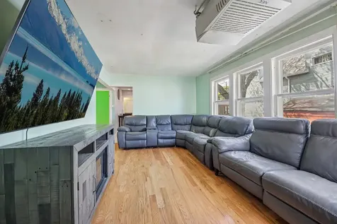 3832 North Oak Park Avenue Chicago IL 60634