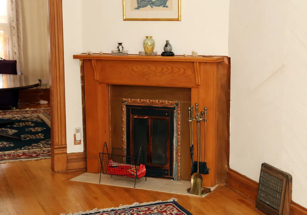 4644 North Kennicott Avenue Chicago IL 60630