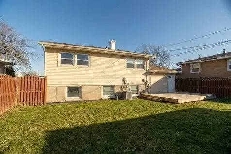 382 Chappel Avenue Calumet City IL 60409