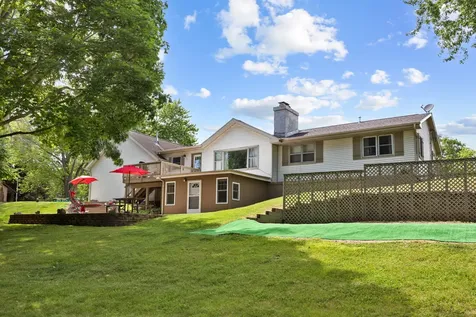 703 Crestview Drive Ingleside IL 60041