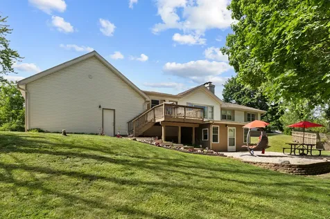 703 Crestview Drive Ingleside IL 60041