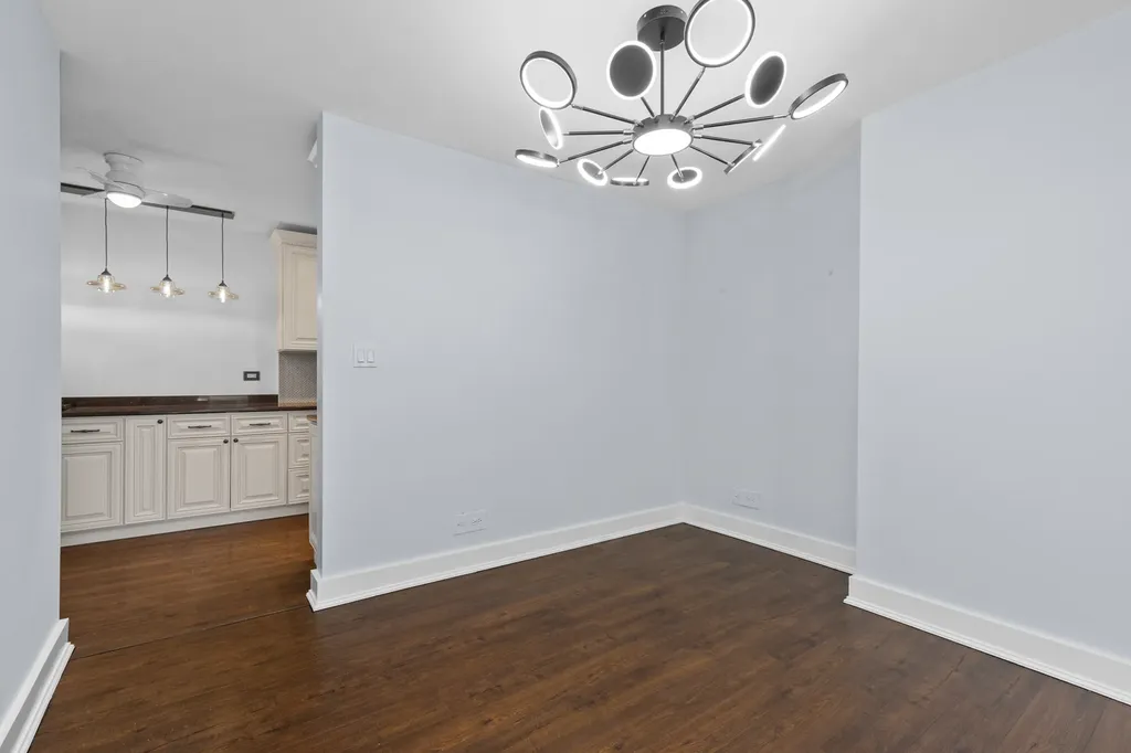 2300 Windsor Mall Court Park Ridge IL 60068
