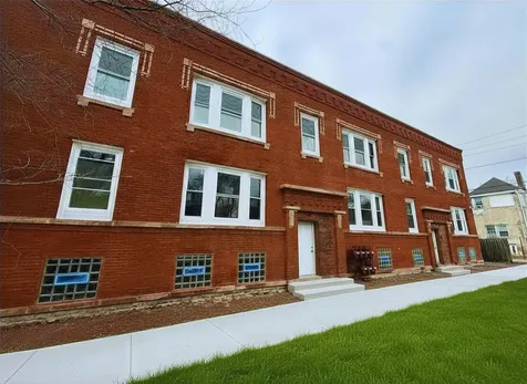 239 West 74th Street Chicago IL 60621