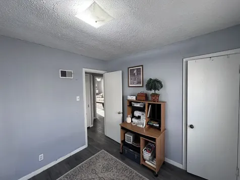 212 West Allmon Street Salem IL 62881