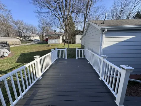 212 West Allmon Street Salem IL 62881