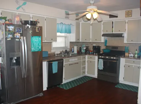 220 North East Street Earlville IL 60518