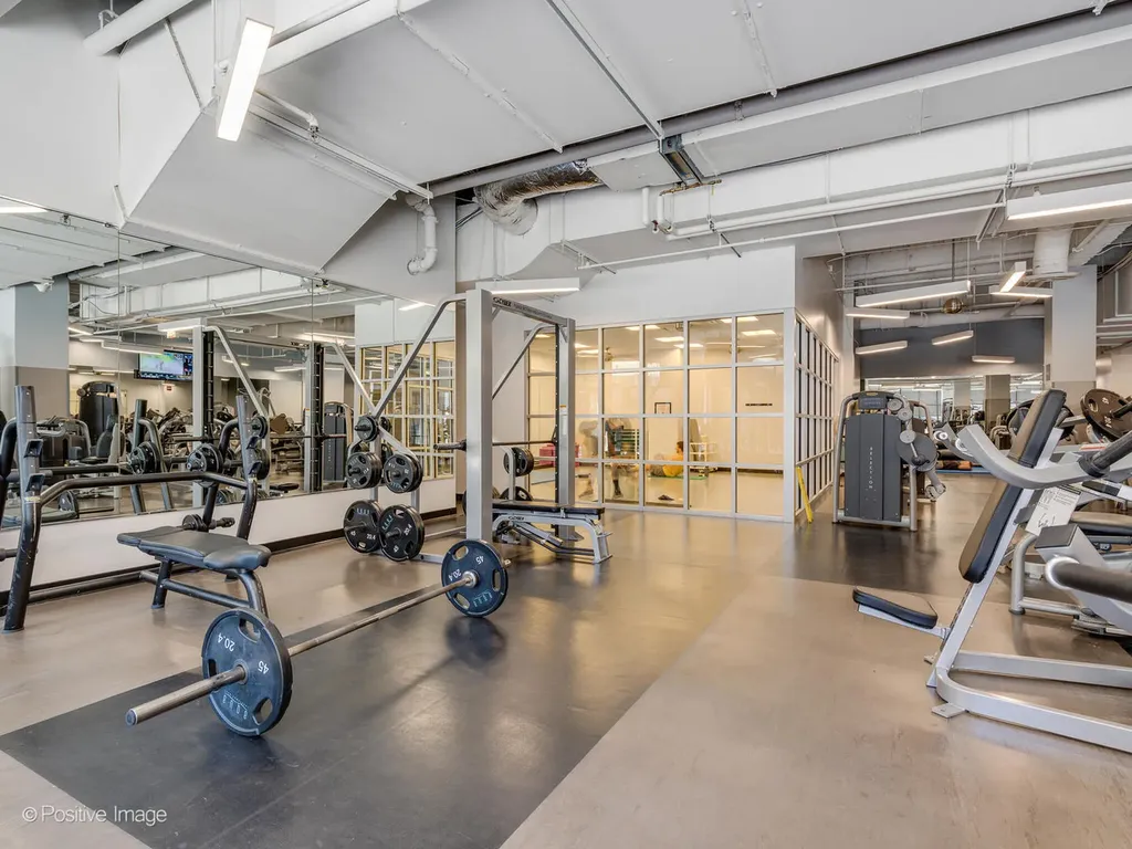 208 North Park Drive Chicago IL 60601