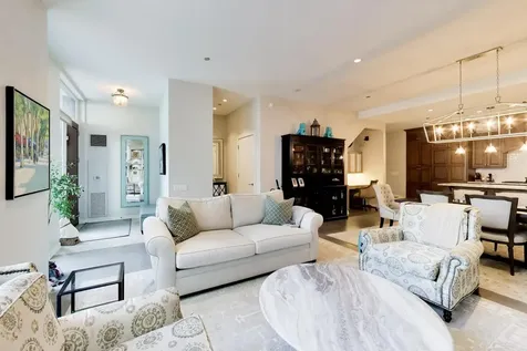 208 North Park Drive Chicago IL 60601