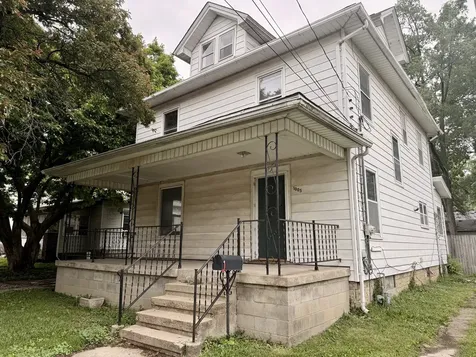 1005 East Main Street Clinton IL 61727