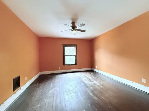 1005 East Main Street Clinton IL 61727