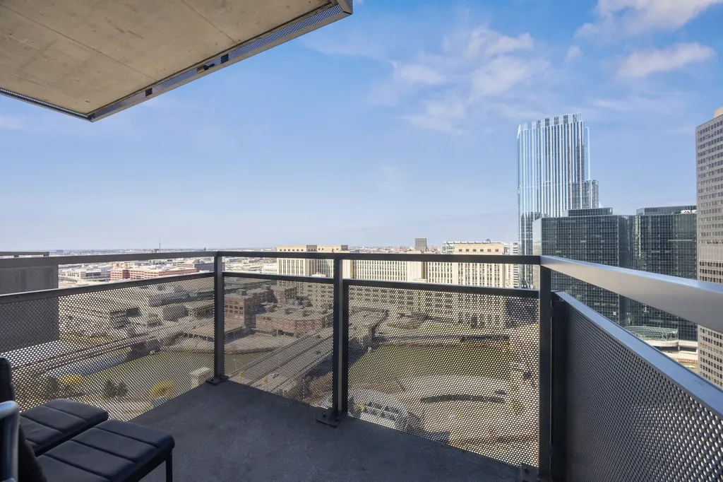 235 West Van Buren Street Chicago IL 60607
