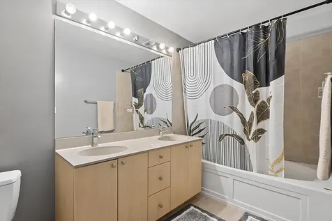 235 West Van Buren Street Chicago IL 60607
