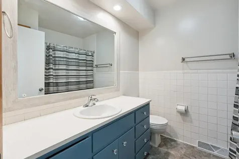 5019 34TH Avenue A Moline IL 61265