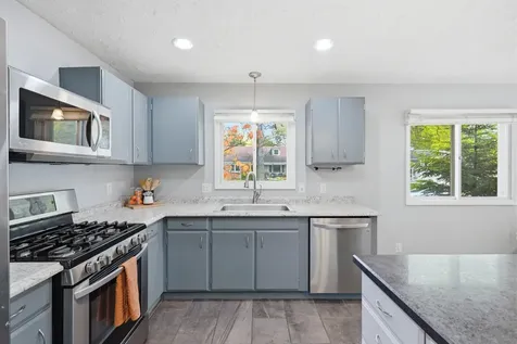5019 34TH Avenue A Moline IL 61265