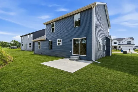 22 Meadow Drive Monticello IL 61856