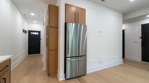 1906 West Ainslie Street Chicago IL 60640