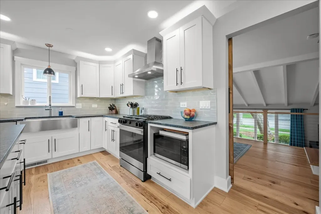 1033 Royal Saint George Drive Naperville IL 60563