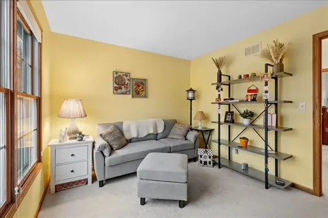 602 Birch Lane Fox River Grove IL 60021