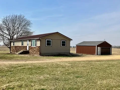 26292 Covell Road Sterling IL 61081