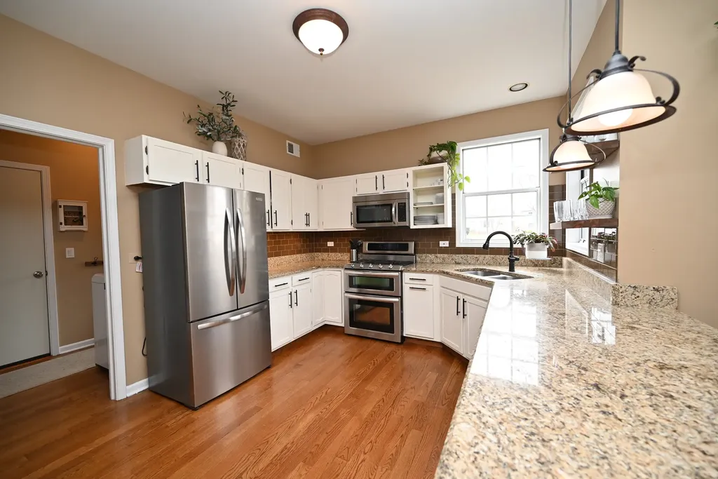 1216 William Drive Lake Zurich IL 60047