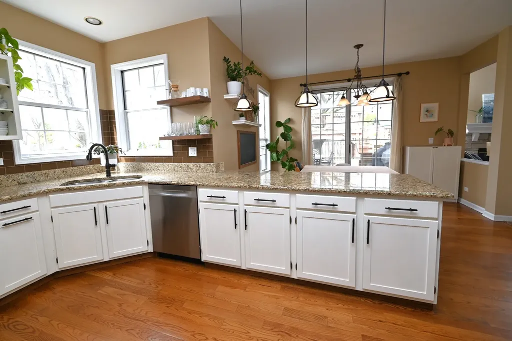 1216 William Drive Lake Zurich IL 60047
