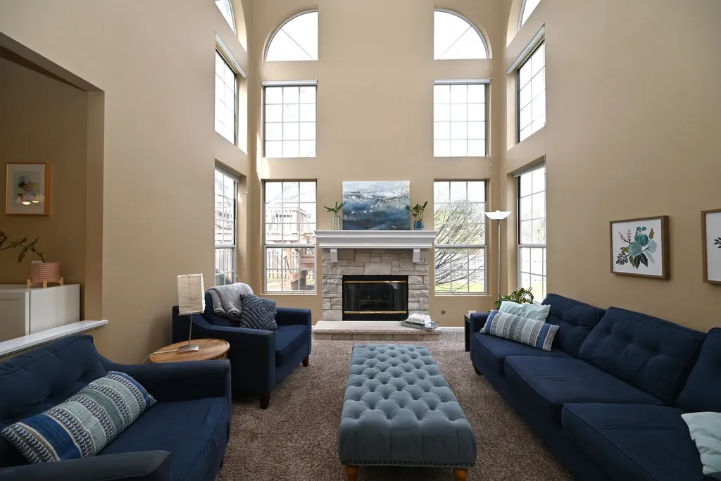 1216 William Drive Lake Zurich IL 60047