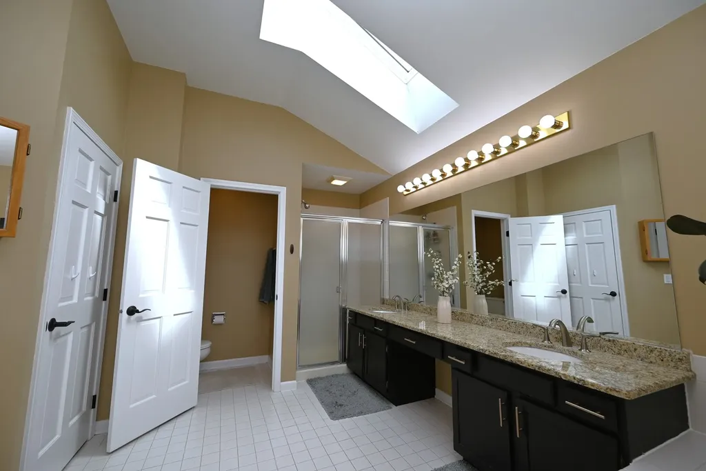 1216 William Drive Lake Zurich IL 60047