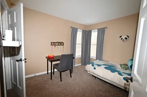 1216 William Drive Lake Zurich IL 60047