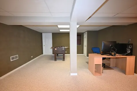 1216 William Drive Lake Zurich IL 60047