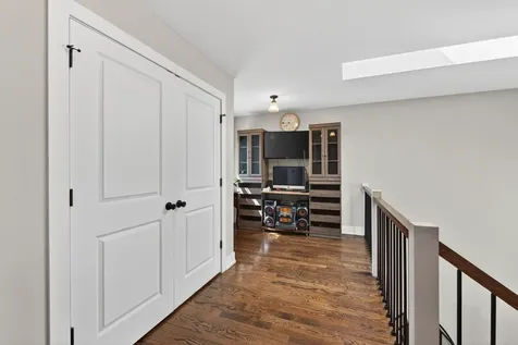 8166 West 87th Street Hickory Hills IL 60457