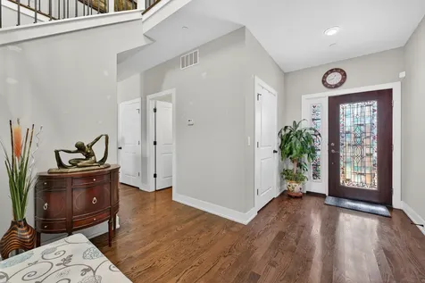 8166 West 87th Street Hickory Hills IL 60457