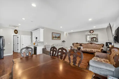 8166 West 87th Street Hickory Hills IL 60457
