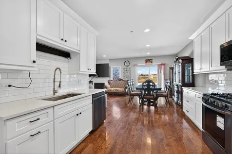 8166 West 87th Street Hickory Hills IL 60457