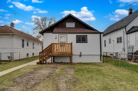 318 West 112th Street Chicago IL 60628