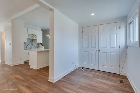 318 West 112th Street Chicago IL 60628