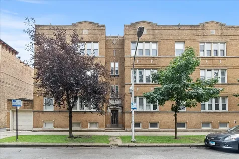 7431 North Hoyne Avenue Chicago IL 60645