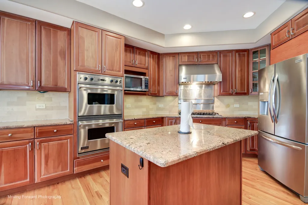 24833 Winterberry Lane Plainfield IL 60585