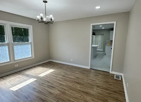 940 Tanglewood Drive Wheeling IL 60090