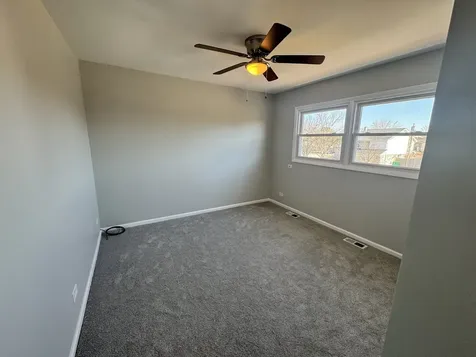 940 Tanglewood Drive Wheeling IL 60090