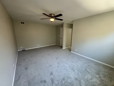 940 Tanglewood Drive Wheeling IL 60090