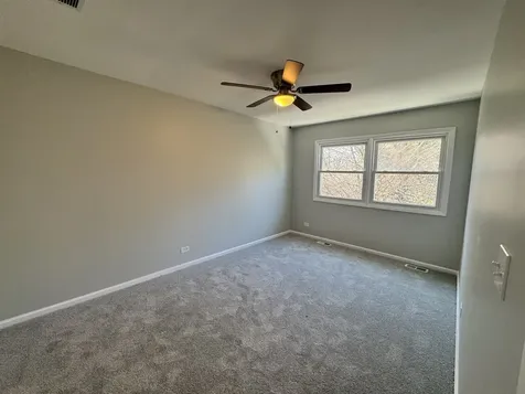 940 Tanglewood Drive Wheeling IL 60090
