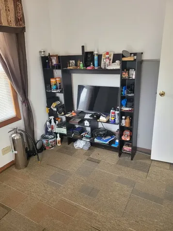 18237 Oakwood Avenue Lansing IL 60438