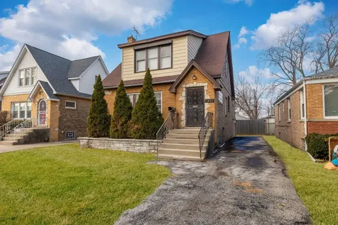 1908 South 23rd Avenue Maywood IL 60153