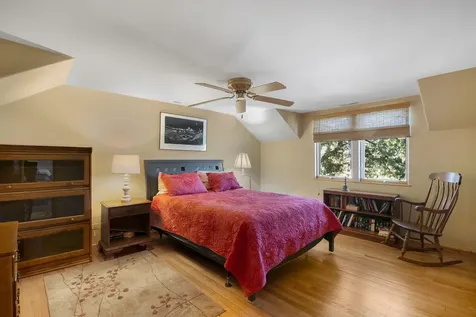 859 Old Kirk Road Geneva IL 60134