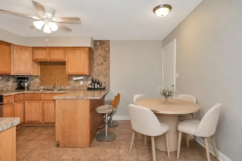 11124 South 84th Avenue Palos Hills IL 60465
