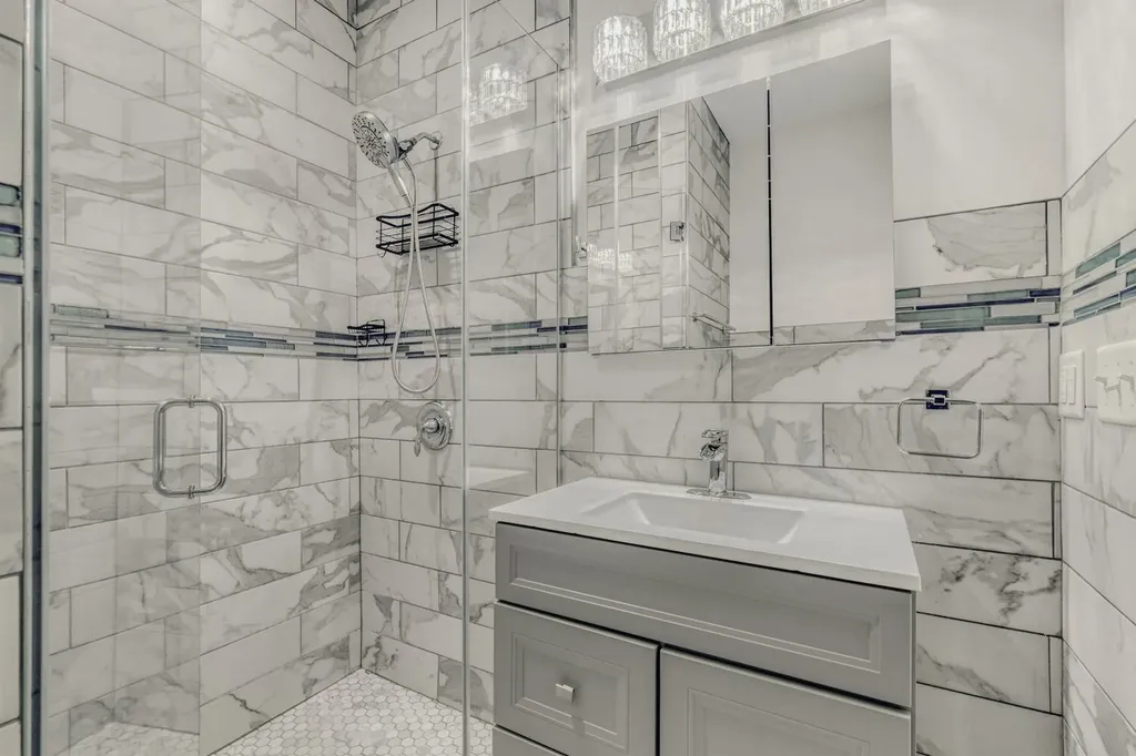 8240 South Wolcott Avenue Chicago IL 60620