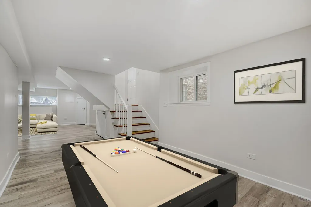 8240 South Wolcott Avenue Chicago IL 60620