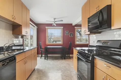 1032 West Park Place Drive Bartlett IL 60103